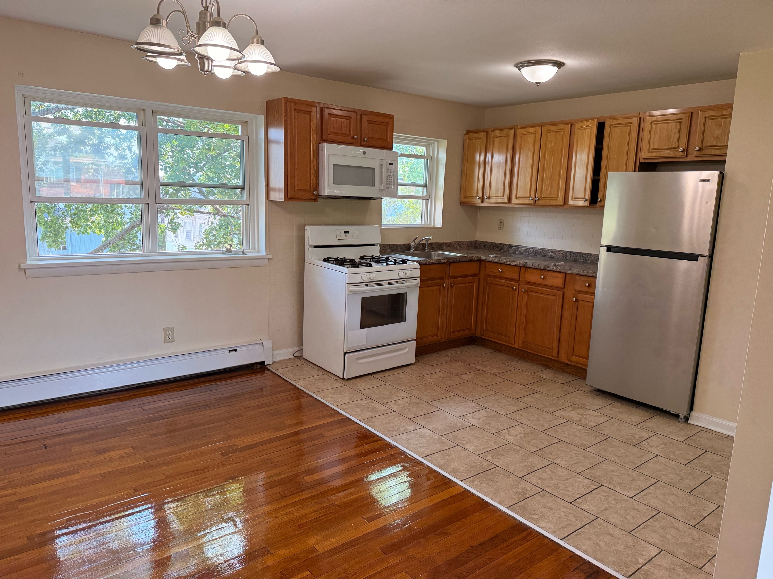 29 Annawan Street - F7